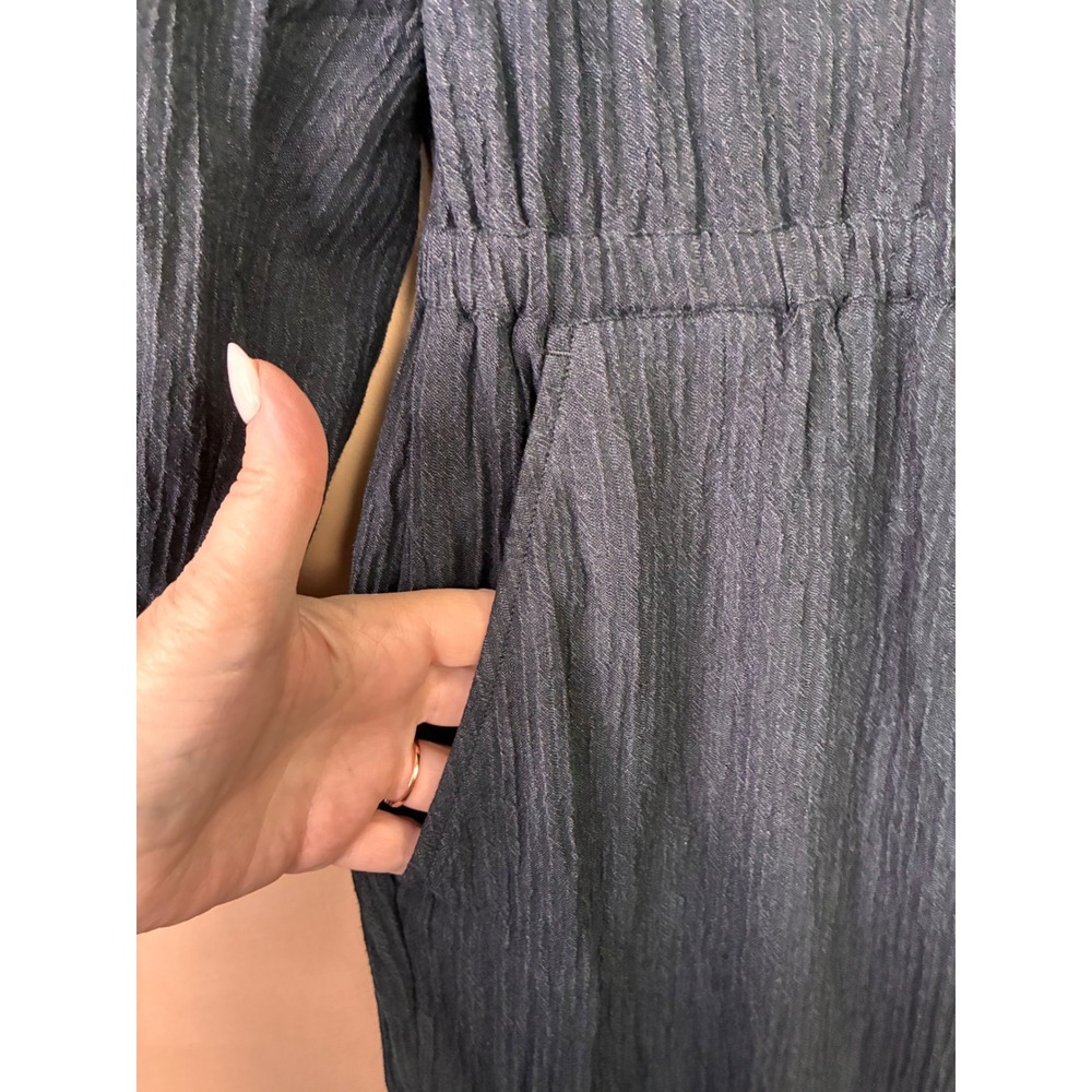 Soft Surroundings Black Crinkle Textured Asymmetrical Button Jumpsuit PM Petite - Picture 7 of 13